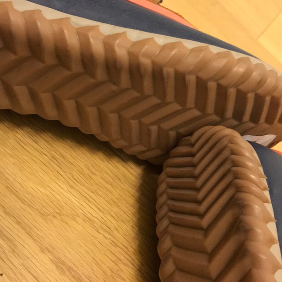 Sorel Boots - Picture 3 of 3